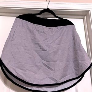 Simply Southern Gray and Black Skort